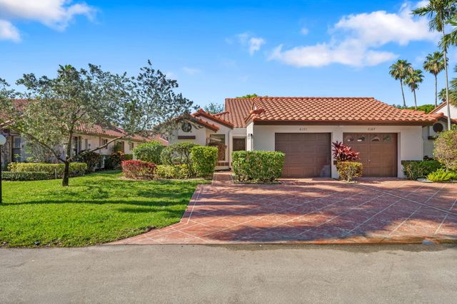 6371 Kings Gate Circle, Delray Beach, FL 33484