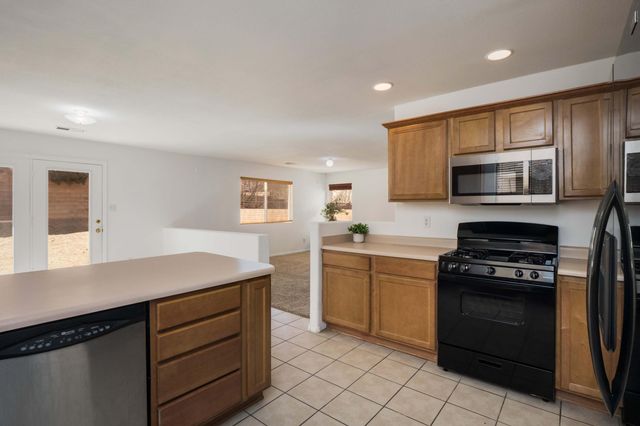 7856 Chaco Mesa Loop NW, Albuquerque, NM 87114