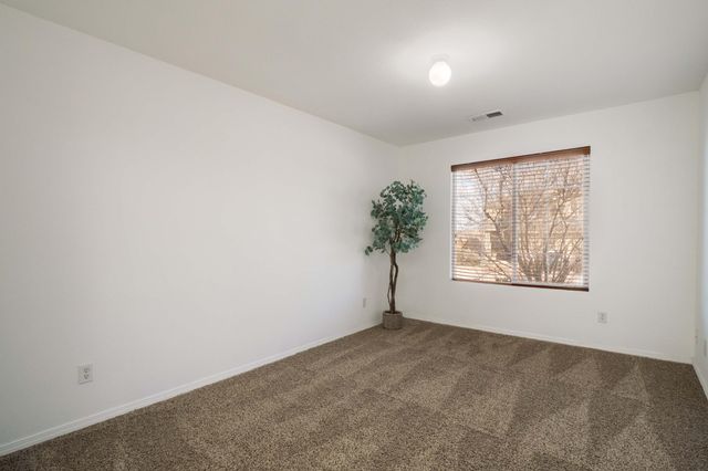 7856 Chaco Mesa Loop NW, Albuquerque, NM 87114