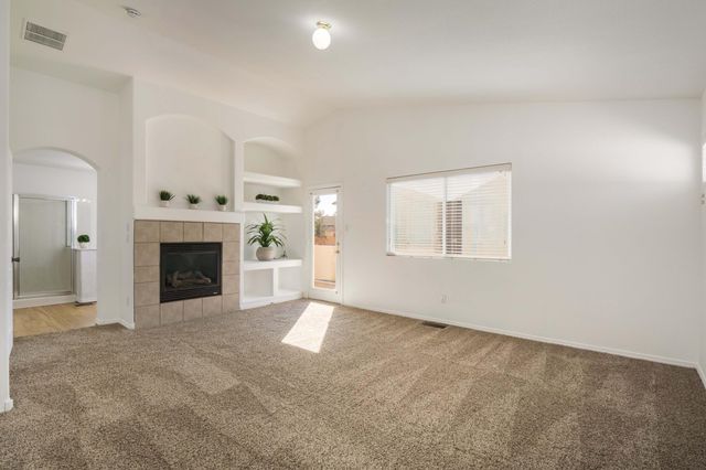 7856 Chaco Mesa Loop NW, Albuquerque, NM 87114