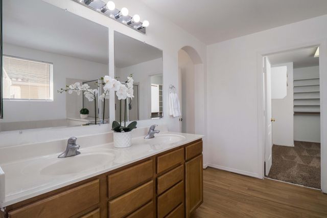 7856 Chaco Mesa Loop NW, Albuquerque, NM 87114