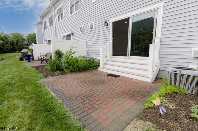 14 Clover Court 14, Berkeley Heights Twp., NJ 07922