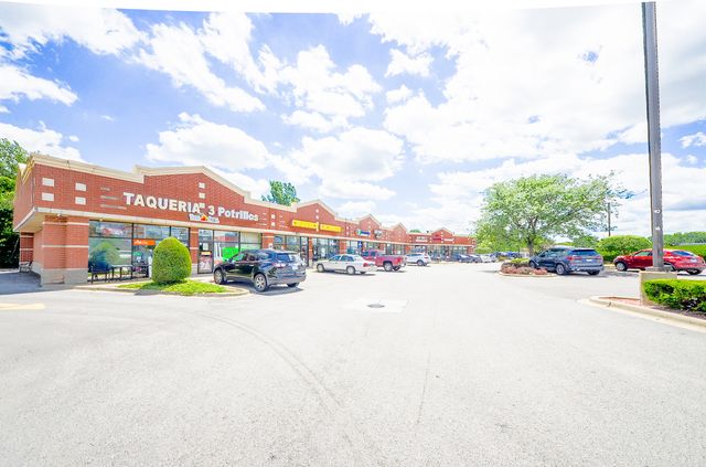 445 W Lake Street, Addison, IL 60101