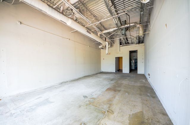 445 W Lake Street, Addison, IL 60101