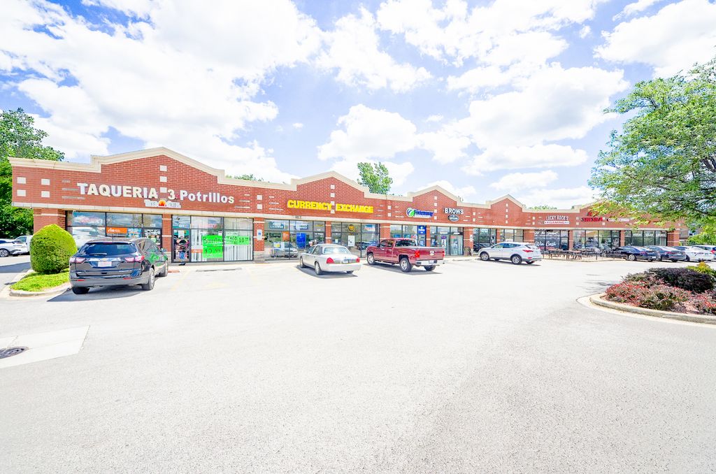445 W Lake Street, Addison, IL 60101