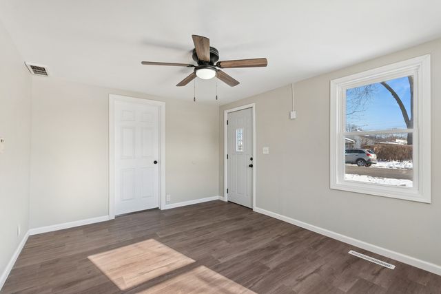 189 N La Salle Avenue, Bradley, IL 60915