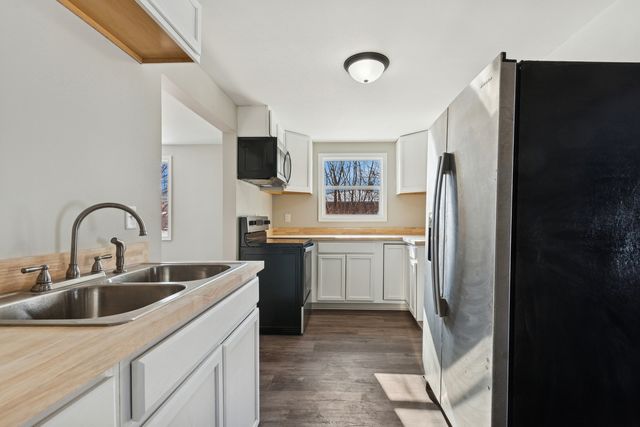 189 N La Salle Avenue, Bradley, IL 60915