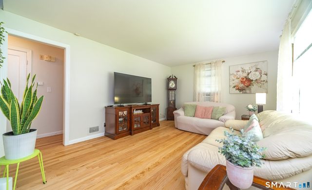634 Bradley Street, East Haven, CT 06512