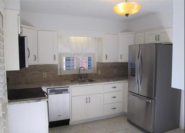 401 77th Ave. N Unit 10, Myrtle Beach, SC 29572