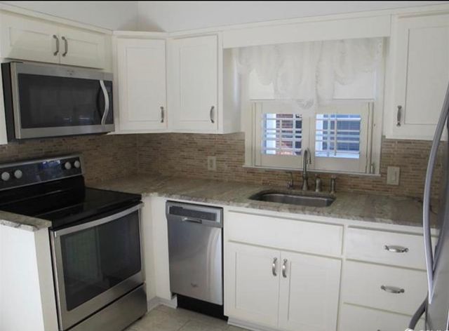 401 77th Ave. N Unit 10, Myrtle Beach, SC 29572