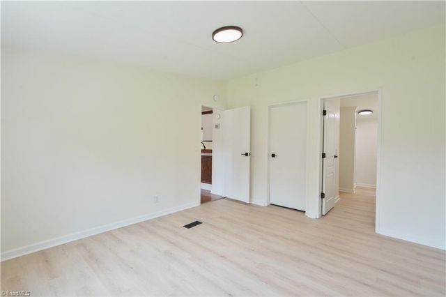 225 Beacon Ridge Road, Thomasville, NC 27360