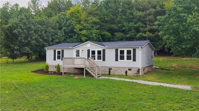 225 Beacon Ridge Road, Thomasville, NC 27360