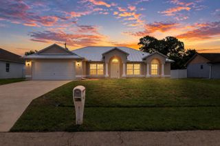 188 SW Klee Circle, Port St. Lucie, FL 34953
