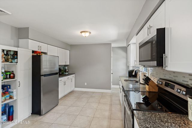 482 Radovan Avenue, Bayville, NJ 08721