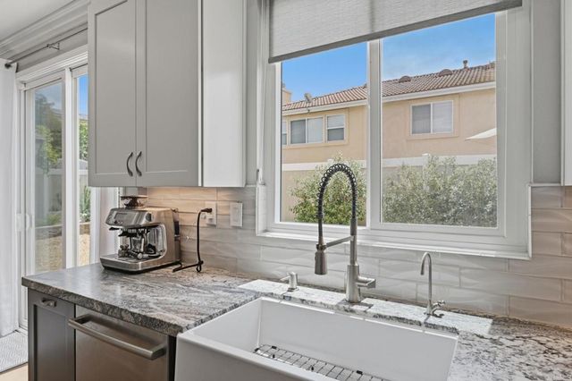 27125 Cherry Grove Court, Temecula, CA 92591