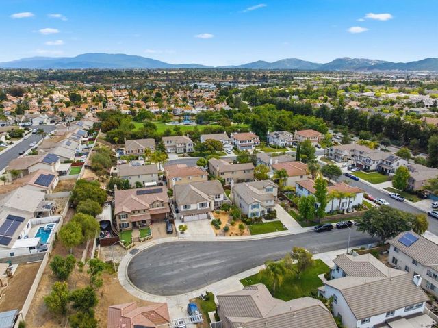 27125 Cherry Grove Court, Temecula, CA 92591