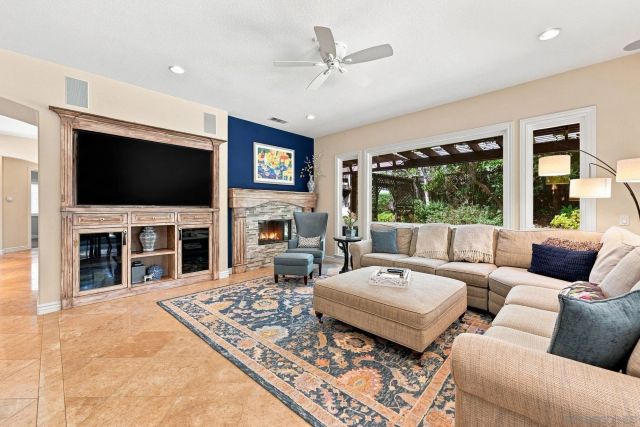 3501 Lone Hill Lane, Encinitas, CA 92024