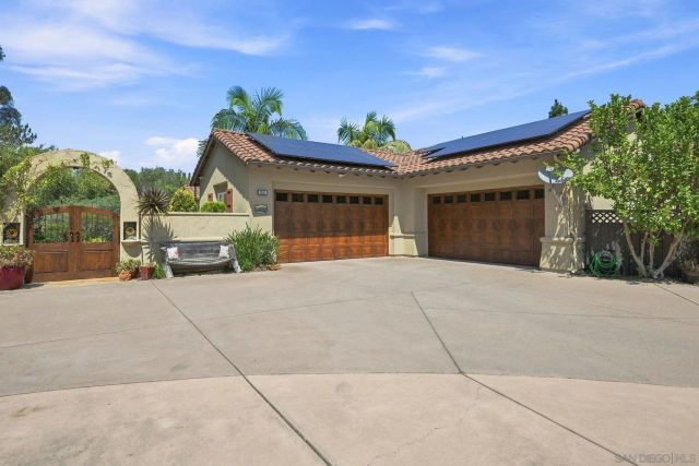 3501 Lone Hill Lane, Encinitas, CA 92024
