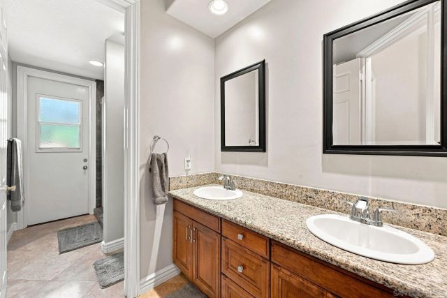 3501 Lone Hill Lane, Encinitas, CA 92024