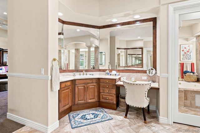 3501 Lone Hill Lane, Encinitas, CA 92024