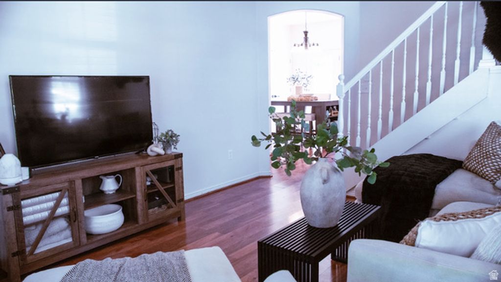 Image 6 of property listing at 5561 W GERONIMO WAY, West Jordan, UT 84081