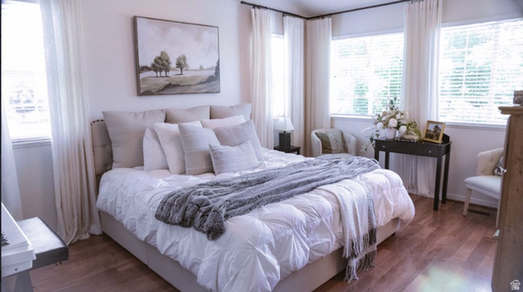 Image 10 of property listing at 5561 W GERONIMO WAY, West Jordan, UT 84081