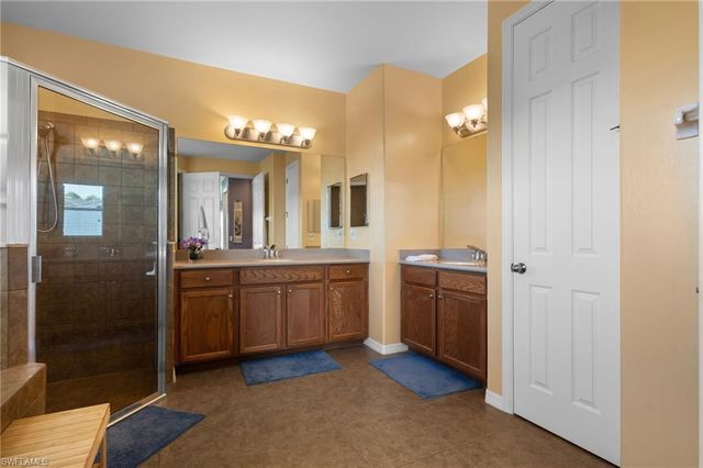 2467 Ashbury CIR, Cape Coral, FL 33991