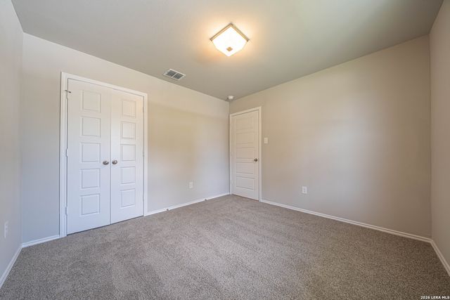 240 W Martindale St, Seguin, TX 78155