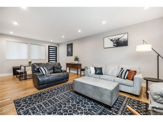 1728 Hooker St, Denver, CO 80204