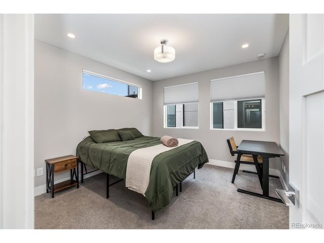 1728 Hooker St, Denver, CO 80204