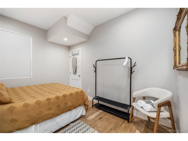 1728 Hooker St, Denver, CO 80204