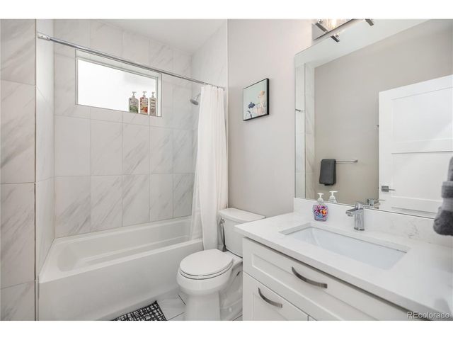 1728 Hooker St, Denver, CO 80204