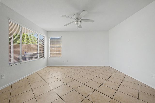 1295 S Honeysuckle Lane, Gilbert, AZ 85296