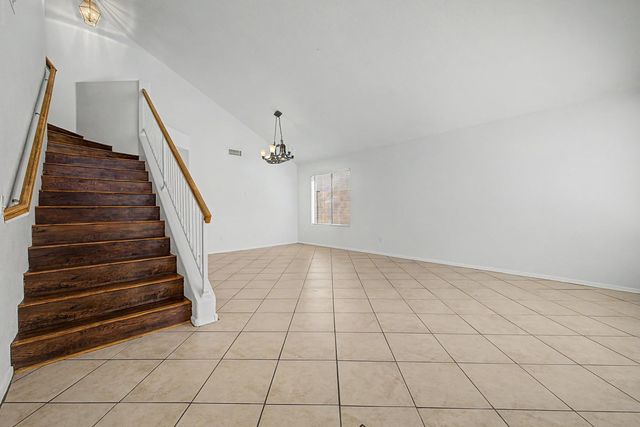 1295 S Honeysuckle Lane, Gilbert, AZ 85296