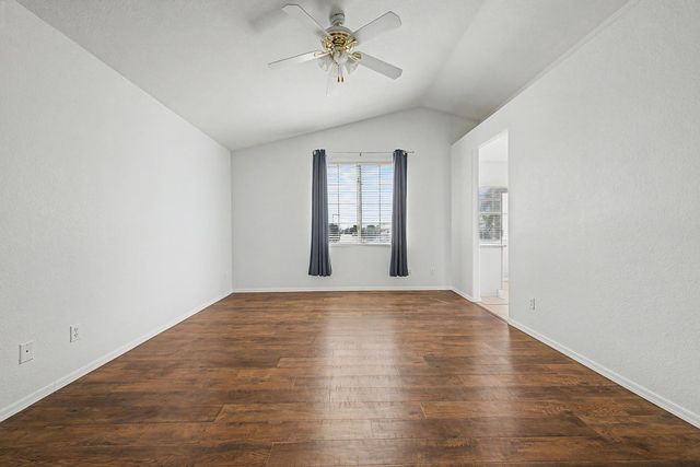 1295 S Honeysuckle Lane, Gilbert, AZ 85296