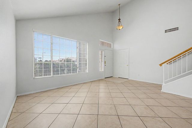 1295 S Honeysuckle Lane, Gilbert, AZ 85296