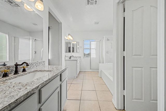 1295 S Honeysuckle Lane, Gilbert, AZ 85296