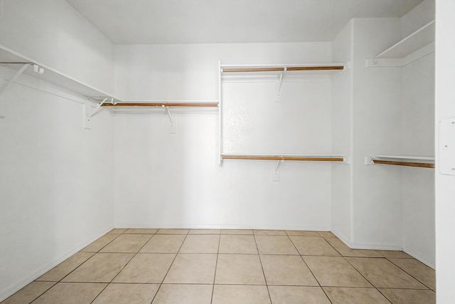 1295 S Honeysuckle Lane, Gilbert, AZ 85296