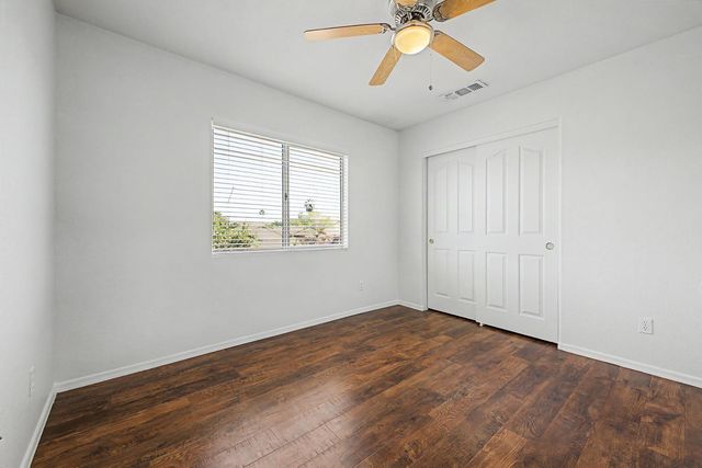 1295 S Honeysuckle Lane, Gilbert, AZ 85296