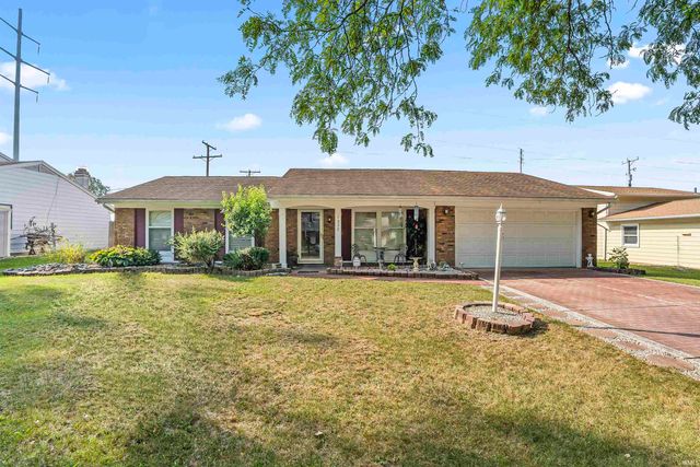 1932 Embassy Drive, Fort Wayne, IN 46816