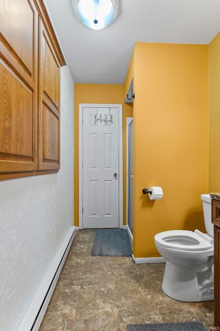 1932 Embassy Drive, Fort Wayne, IN 46816