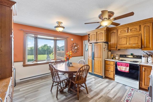 1932 Embassy Drive, Fort Wayne, IN 46816