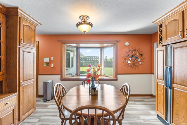 1932 Embassy Drive, Fort Wayne, IN 46816
