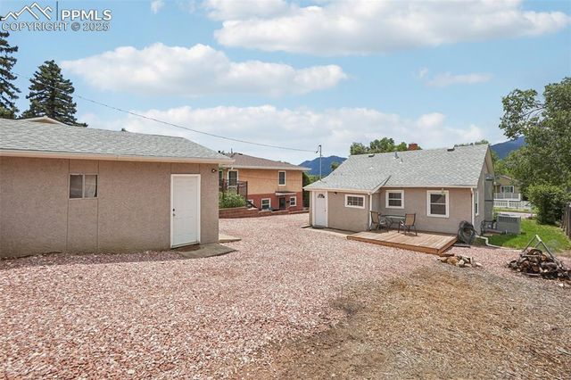 2220 W Uintah Street, Colorado Springs, CO 80904