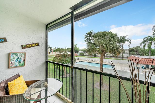 55 Tropic Isle Drive 37 U, Delray Beach, FL 33483
