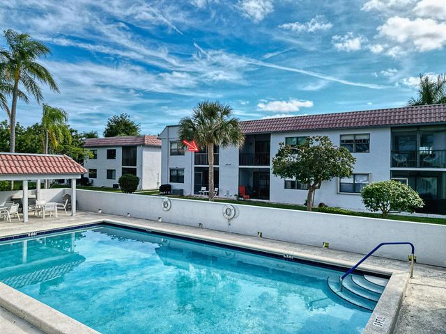 55 Tropic Isle Drive 37 U, Delray Beach, FL 33483