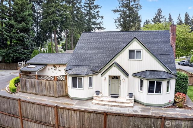 6201 75th Avenue Ct W, University Place, WA 98467