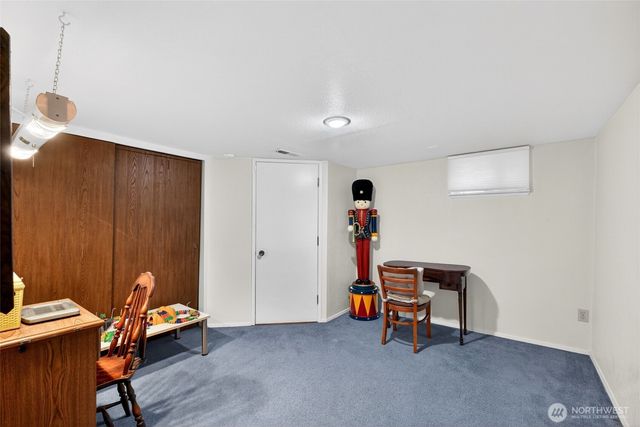 6201 75th Avenue Ct W, University Place, WA 98467