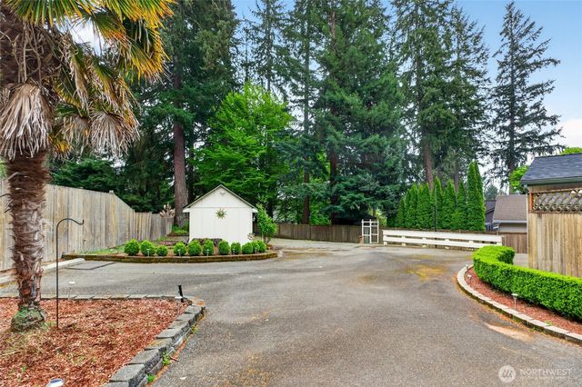6201 75th Avenue Ct W, University Place, WA 98467