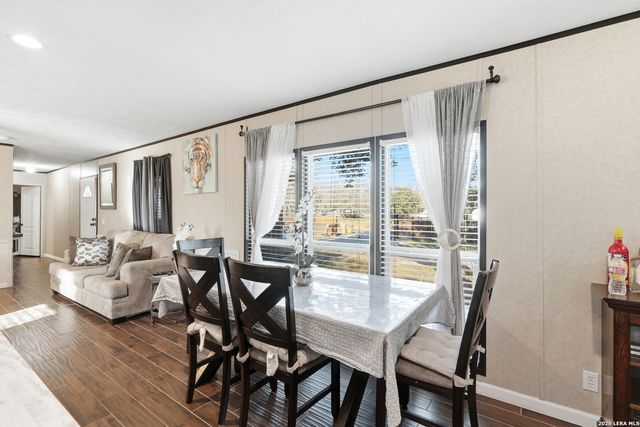 23202 SILVER CHALICE, Elmendorf, TX 78112